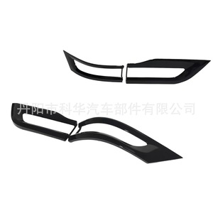 Cadre de garniture de feux arrière OEM noir brillant pour Jeep Grand Cherokee 68220968AA 68220970AA - Product Image 2