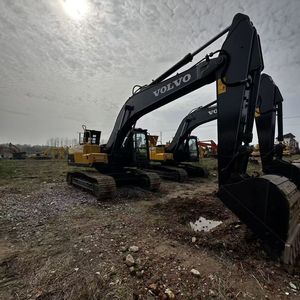 Excavadora Usada VOLVO EC220 Original en Buenas Condiciones, Potente Rendimiento, Motor de 22 Toneladas, Caja de Cambios, Bomba PLC, Motor, Modelo 2021, en Venta a Bajo Precio - Product Image 1