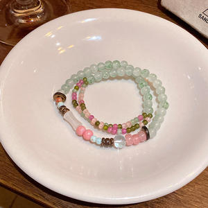 Bracelet rétro multi-rangs exquis inspiré de la nature forestière avec des accents de rubis et des perles de jade glacé originales - Product Image 4