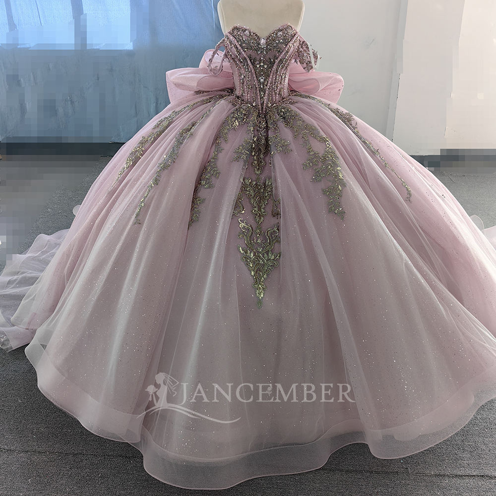 15 dress of shoulder with bow and train
