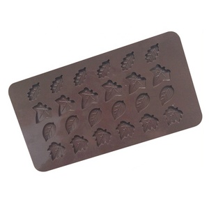 <span class=keywords><strong>Moule</strong></span> en silicone 3D en forme de feuille (24 feuilles) pour gâteaux, chocolats, cupcakes, glaçons, savons, beurres – <span class=keywords><strong>Petit</strong></span> <span class=keywords><strong>moule</strong></span> pour fêtes, gâteaux et biscuits – Vente en gros - Product Image 5