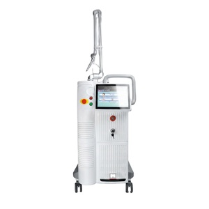 เครื่องเลเซอร์ CO2 แบบ Fractional All in One 60w กำจัดรอยดำ ฝ้า กระ ยกกระชับใบหน้า พร้อมหน้าจอขนาดใหญ่ สำหรับใช้ในร้านเสริมสวย - Product Image 1