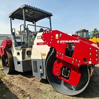 Rouleau compresseur à double tambour Dynapac CC6200 d'occasion, poids de 13600 kg, double fréquence et amplitude pour le compactage des chaussées en asphalte autoroutier