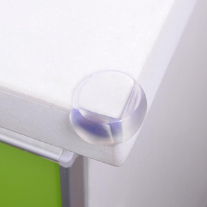 Protectores de esquinas redondos, transparentes y seguros para bebés para mesas de café de vidrio. - Product Image 4