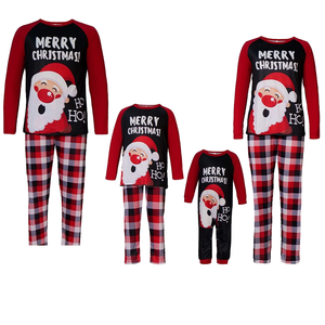 Ensemble de pyjamas assortis à manches longues et à col rond pour la famille Noël Père Noël Renne Imprimé à carreaux pour les saisons d'automne et de printemps - Product Image 1