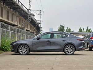 <span class=keywords><strong>Mazda</strong></span> <span class=keywords><strong>3</strong></span> Axela Sedán <span class=keywords><strong>2021</strong></span>, Vehículo Usado, Volante a la Izquierda, Bajo Kilometraje, Estilo JDM en Stoke - Product Image 4