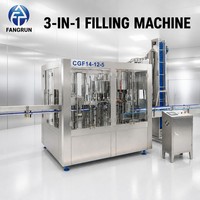 Machine de remplissage, de rinçage et de bouchage de bouteilles d'eau pure minérale entièrement automatique contrôlée par PLC