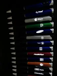 Logo personnalisé multifonction lumière LED populaire pas cher Logo kalem promotionnel stylet intelligent stylo à bille personnalisé avec logo personnalisé