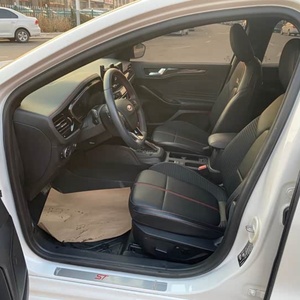 <span class=keywords><strong>Ford</strong></span> <span class=keywords><strong>Focus</strong></span> d'occasion 2022, berline, EcoBoost 180, 6AT, <span class=keywords><strong>ST</strong></span>-<span class=keywords><strong>Line</strong></span>, voiture de sport, conduite à gauche, sans accident - Product Image 5