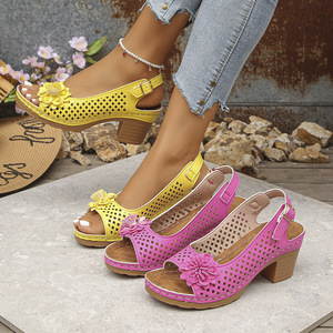 Sandali Donna Estivi 2025 Nuovi con Tacco Alto e Largo, Modello Europeo Americano alla Moda, con Cinturino Spesso e Fibbia, per Esterni - Product Image 2
