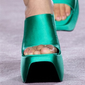 Sandales d'été confortables en soie à talon compensé et bout ouvert pour femme, grandes tailles 43 - Product Image 2