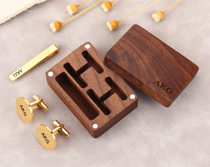 Gemelos <span class=keywords><strong>de</strong></span> madera <span class=keywords><strong>de</strong></span> nogal rústico personalizados, organizador <span class=keywords><strong>de</strong></span> <span class=keywords><strong>almacenamiento</strong></span>, joyero <span class=keywords><strong>de</strong></span> madera pulida personalizado para gemelos y clips <span class=keywords><strong>de</strong></span> corbata - Product Image 2