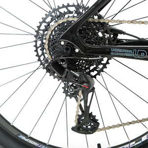 Bicicleta de Montaña MTB de Carbono <span class=keywords><strong>ROCKSHOX</strong></span> con Freno de Disco Hidráulico Sram Cuadro de Fibra de Carbono 27.5 29er Bicicleta de Montaña Económica - Product Image 4