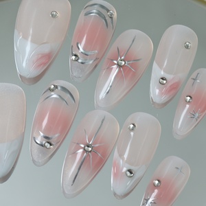 Uñas Postizas Acrílicas de Lujo con Diseño de Estrella y Mariposa, Uñas Postizas Cortas Cuadradas de Cobertura Completa Hechas a Mano, Precio de Fábrica al por Mayor - Product Image 2