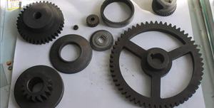 Automatische Poederverdichtende Persmachine Aluminiumlegering Machine Voor Machineonderdelen - Product Image 2