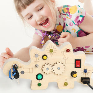Produits pour bébés d'usine, vente chaude 2026, <span class=keywords><strong>jeux</strong></span> de planche d'activités en bois avec interrupteur lumineux LED, jouets sensoriels éducatifs <span class=keywords><strong>Montessori</strong></span> pour enfants - Product Image 3