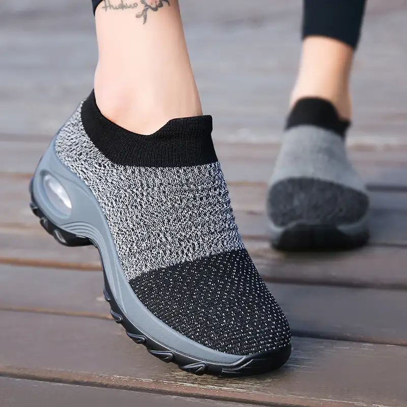 Zapatillas deportivas de diseñador para mujer, calzado deportivo informal con cojín, a la moda, 2020