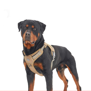 Harnais pour chien de combat anti-traction réglable, gilet rembourré doux et réfléchissant en tissu Oxford pour l'entraînement tactique des grands chiens - Product Image 1