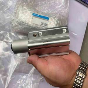 Cilindro de Ángulo de Sujeción Rotatorio Original-SMC MKB32-30RZ - Product Image 2