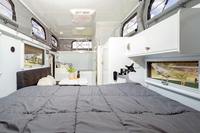 Petite caravane familiale hors réseau de 13 pieds pour l'aventurier
