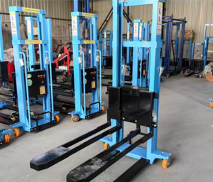 Apilador Eléctrico Portátil de 1 Tonelada y 500 kg con Plataforma Autocargable - Product Image 5