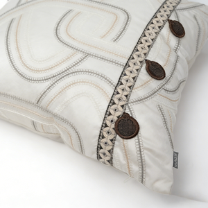 Cojín Bordado con Diseño de Tulipán, Estilo INS, Diseño de Parches en Dos Tonos, Tela Suave al Tacto para Sala de Estar, Sofá, Dormitorio - Product Image 5