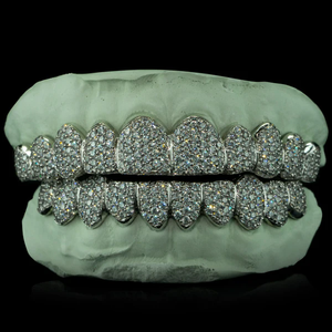 Grillz personnalisés <span class=keywords><strong>en</strong></span> <span class=keywords><strong>argent</strong></span> sterling 925 massif, sertis de moissanite VVS, motif nid d'abeille et zig-zag - Product Image 4