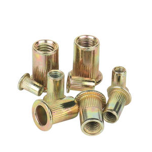 Écrou à riveter avec trou traversant 1/4-20UNC en acier au carbone zingué, tête plate, écrou à riveter fileté, corps moleté (1/4''-20) - Product Image 2