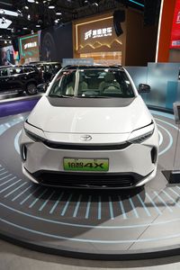 丰田 Bz4X 2026 电动汽车 新能源 四轮 丰田 Bz4X 汽车 SUV Bz 4X 丰田S 价格 新款电动车 - Product Image 2