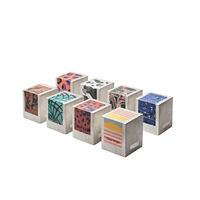 Boîte d'emballage en papier d'huile essentielle de parfum Utilisation cosmétique et soins de la peau avec impression en feuille d'or Comprend un insert en mousse pour les cadeaux