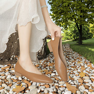 รองเท้าส้นเตี้ยผู้หญิง PU แบบสวม ปลายแหลม บุหนังบางเบา เหมาะสำหรับฤดูร้อน ฤดูใบไม้ผลิ ฤดูใบไม้ร่วง ขายดี - Product Image 3