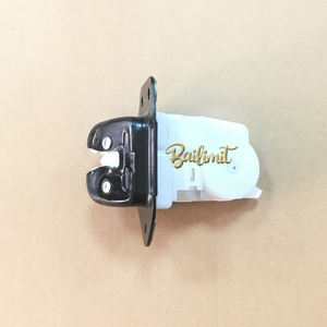 Actuador de bloqueo de escotilla de <span class=keywords><strong>maletero</strong></span> de alta calidad 90502EN00A para <span class=keywords><strong>Nissan</strong></span> para Note para <span class=keywords><strong>Juke</strong></span> para Leaf 2006-2010 - Product Image 2