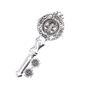 Colgante Metálico con Forma de Llave de <span class=keywords><strong>San</strong></span> <span class=keywords><strong>Benito</strong></span>, Utensilios Religiosos, Decoración de Pared, Adorno para Coche, Regalo Católico - Product Image 3