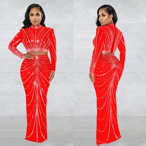 Ensemble deux pièces Lang Jun : Robe longue moulante sexy en maille noire avec estampage à chaud et effet diamant pour spectacles en boîte de nuit et bars - Product Image 2