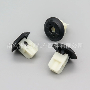 Écrou de fixation de porte de voiture Shuangxuan 07147265039 en plastique pour BMW Série 1 2 3 5 - Product Image 5
