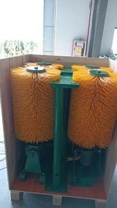 Cepillo Eléctrico Automático para Vacas con Cerdas de Nylon de 600 mm para Granjas Lecheras - Product Image 4