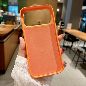 เคสโทรศัพท์ซิลิโคนเหลวคุณภาพสูงสำหรับ iPhone แบบแม่เหล็ก, เคส iPhone 17 Pro Max ซิลิโคนแท้ของ Apple - Product Image 2