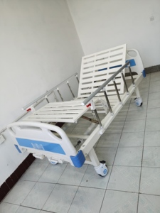 Camas <span class=keywords><strong>de</strong></span> Hospital Sencillas a Precio Económico, <span class=keywords><strong>Cama</strong></span> Manual Médica, <span class=keywords><strong>Cama</strong></span> <span class=keywords><strong>de</strong></span> Hospital Plana para Pacientes - Product Image 3