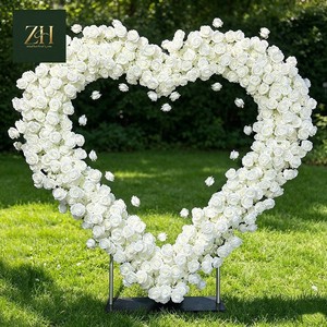 Arco Floreale a Forma di Cuore in Seta Rossa di Alta Qualità, Decorazione Floreale Artificiale per Sfondi Fotografici di Compleanno all'Aperto - Product Image 2