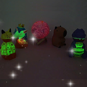 <span class=keywords><strong>Kit</strong></span> <span class=keywords><strong>de</strong></span> Lámpara Nocturna <span class=keywords><strong>de</strong></span> Dinosaurio Pintada a Mano AiJH, Manualidades DIY, Lámpara Nocturna Recargable <span class=keywords><strong>de</strong></span> Plástico con Diseño <span class=keywords><strong>de</strong></span> Luna Dibujada a Mano - Product Image 4