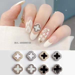 Nueva Joyería de Circonio, Adorno de Uñas con Forma de Flor de Cuatro Pétalos, Decoración de Uñas con Trébol, Adhesivo para Uñas, Venta al por Mayor - Product Image 5