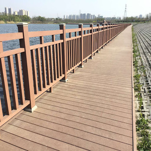 Ensemble de clôture d'usine Jardin composé Extérieur Clôture en <span class=keywords><strong>bois</strong></span> moderne en plastique Wpc pour panneau extérieur - Product Image 1