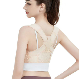 <span class=keywords><strong>Correcteur</strong></span> de posture léger personnalisé, soutien dorsal respirant <span class=keywords><strong>en</strong></span> maille avec sangle de maintien des épaules à boucles auto-agrippantes pour le dos - Product Image 2