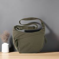 Sac à main de voyage unisexe de grande capacité Sac à bandoulière unique en nylon imperméable avec logo personnalisé et style tendance