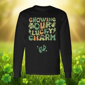 Maglietta Premaman a Maniche Lunghe per la Festa di San Patrizio - Promozionale 'Grow Our Lucky Charm' - Product Image 3