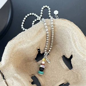 Collar con Colgante de Plata de Ley S925, Diseño de Abuela con Diamante Verde Claro Personalizado, Acabado Cepillado al Viento Buchirati, 6 mm 8 mm - Product Image 4