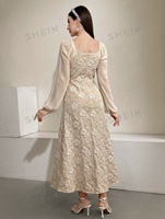 Motif 3D unique et distinctif, texture en relief et détails embossés, jacquard tissé pour la confection de robes florales tendance