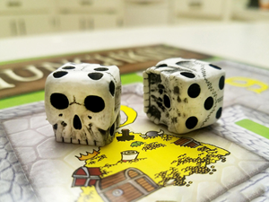 Juego de dados de resina blancos de Halloween, ecológicos, pequeños, para juegos casuales, equipo de juguete, Quinta Personalidad Diablo, para venta transfronteriza - Product Image 5