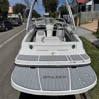 Tapis de sol en mousse EVA pour plateforme de bain personnalisée Bayliner 2855, style SeaDek MarineMat Gatorstep, auto-adhésif