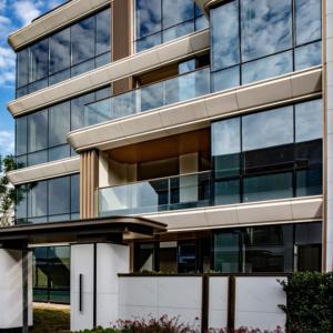 Panneaux de façade extérieurs légers en PVDF et aluminium, ignifuges 3,0 mm, prix usine, pour murs-rideaux - Product Image 1